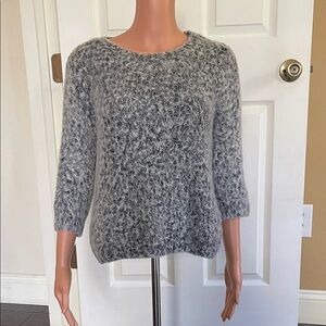 Cozy Gray Women's Sweater size medium